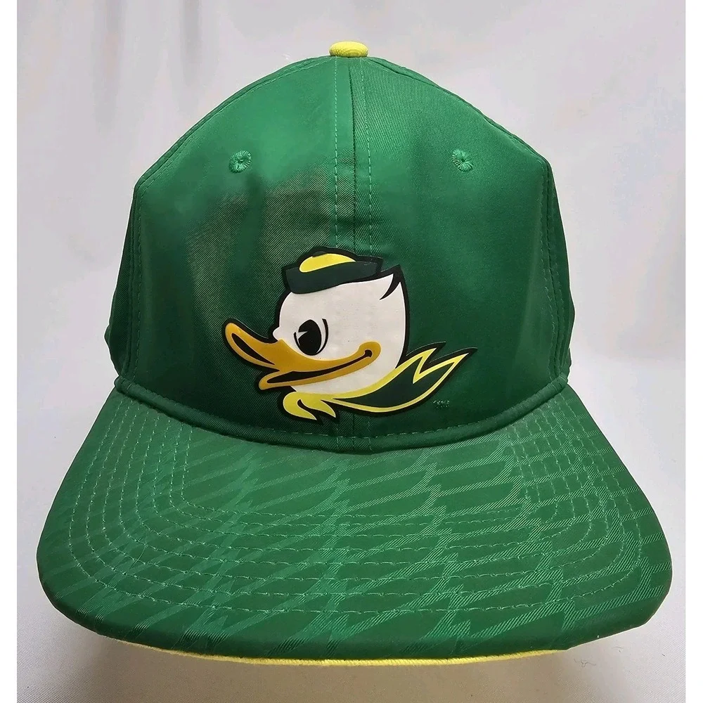 Nike *RARE*‎ Oregon Fighting Ducks Textured Bill Snapback Hat FA16 Green Yellow